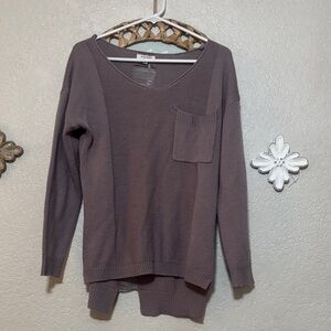 Andree Women's Gray Crew Neck Sweater